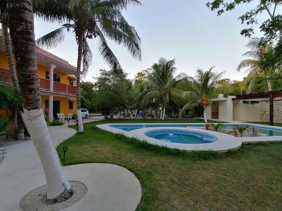Apartment Beachfront Next To Nomads D1 *