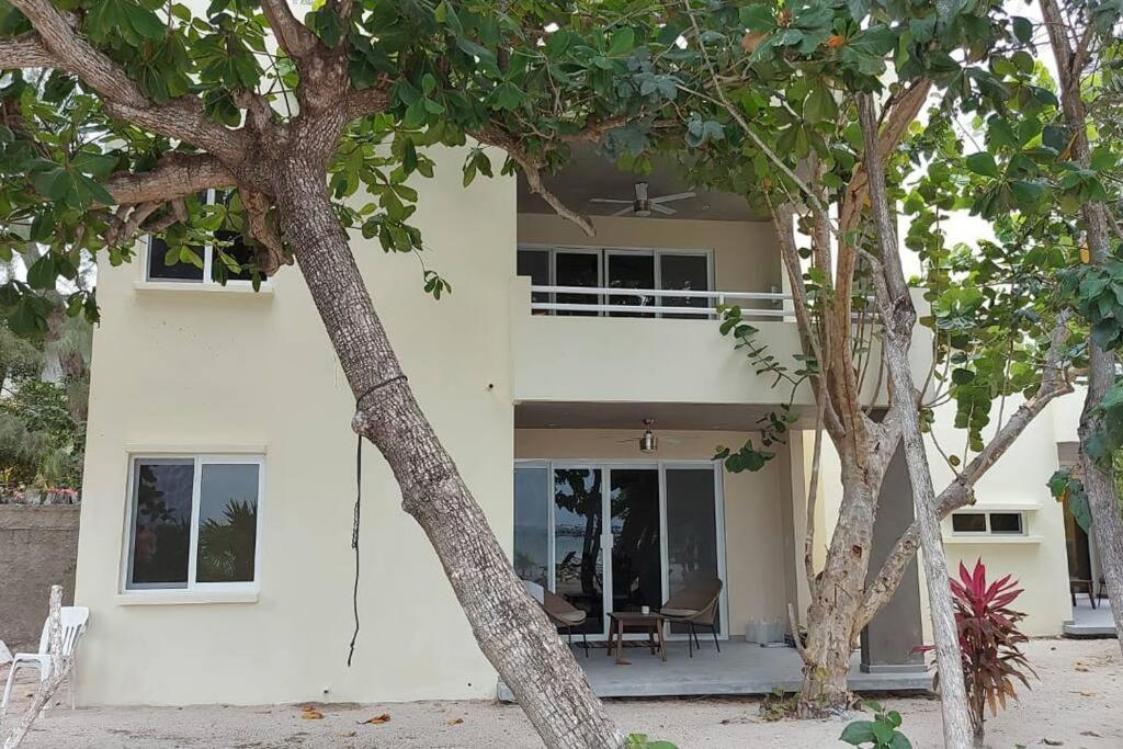 Apartamento Beachfront Next To Nomads D1